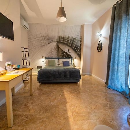 Urban Rooms Tarento Exterior foto